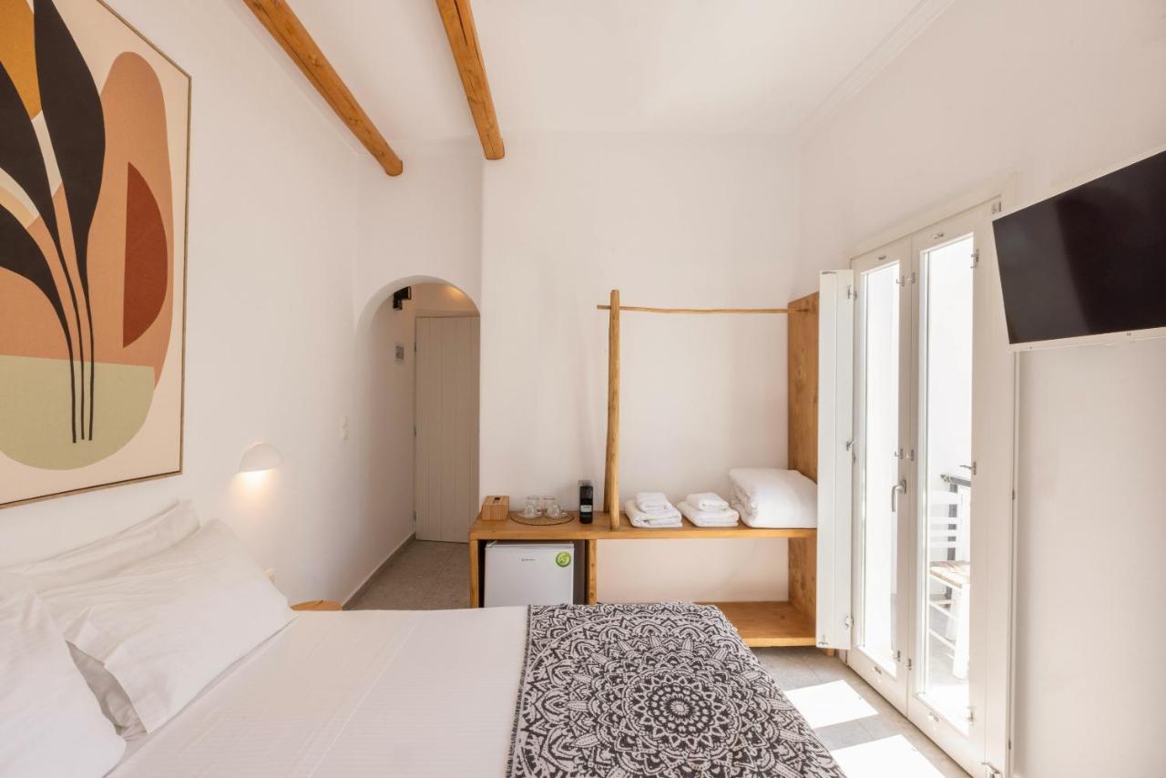 Parosquare Central Suites Bagian luar foto